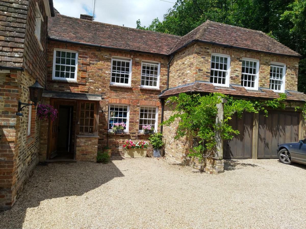 Tilford Mill Cottage Farnham  Eksteriør billede